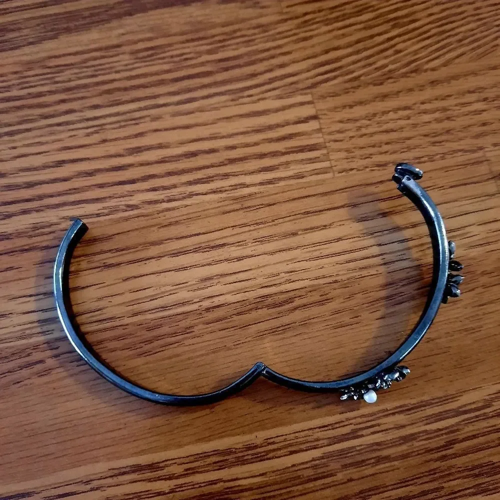 Juicy Couture item description